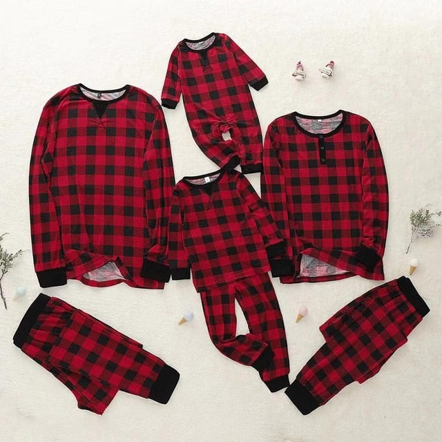 Family Matching clothes Christmas pajamas baby plaid romper adult  pajama party set  nightclothes Daddy  Mommy And Me Clothes