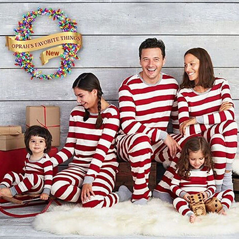 New 2017 Christmas Pajamas PJs Sets Xmas Family Clothes Set Sleepwear Nightwear Striped Tops Pants