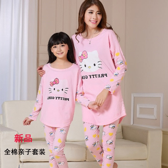 Baby Pajamas Family Matching Pyjamas suit 2017 Autumn Winter long sleeve Mother and Daughter clothes Polka Dot Ropa Mama E Hija