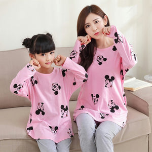 Baby Pajamas Family Matching Pyjamas suit 2017 Autumn Winter long sleeve Mother and Daughter clothes Polka Dot Ropa Mama E Hija